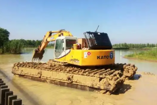 水陆挖掘机出租