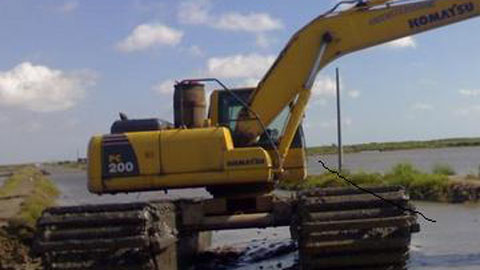 水陆挖掘机改装