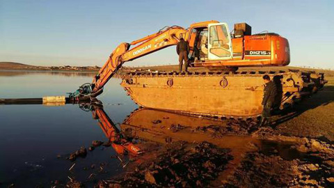 水上挖掘机租赁